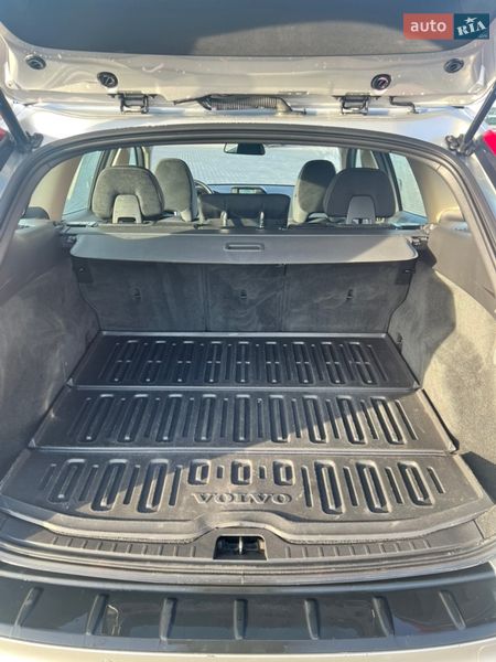 Позашляховик / Кросовер Volvo XC60 2010 в Луцьку