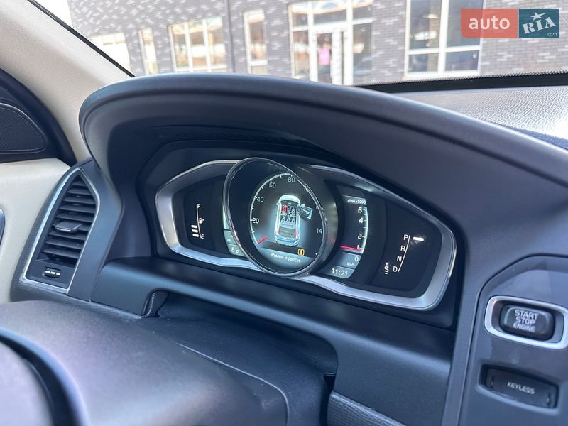 Внедорожник / Кроссовер Volvo XC60 2013 в Киеве