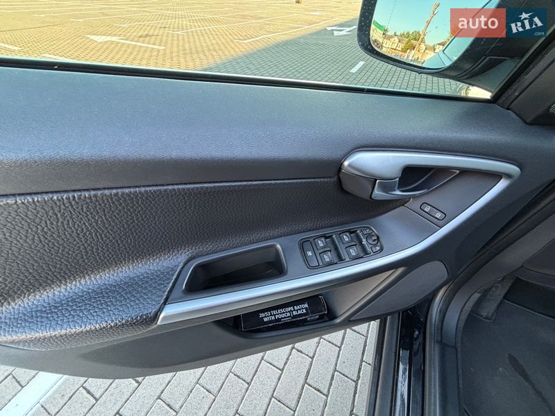 Позашляховик / Кросовер Volvo XC60 2009 в Нововолинську