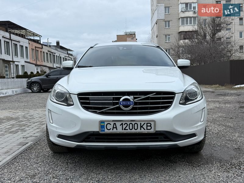 Внедорожник / Кроссовер Volvo XC60 2015 в Черкассах