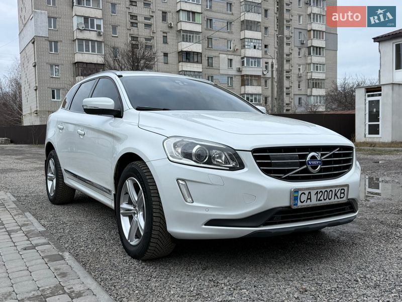 Внедорожник / Кроссовер Volvo XC60 2015 в Черкассах