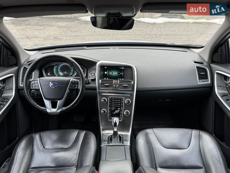 Внедорожник / Кроссовер Volvo XC60 2015 в Черкассах
