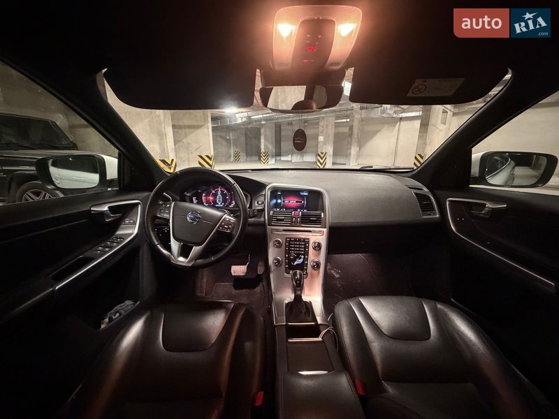 Внедорожник / Кроссовер Volvo XC60 2016 в Львове