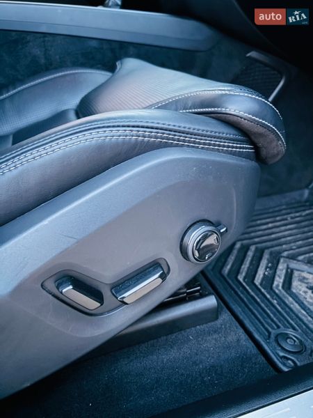 Внедорожник / Кроссовер Volvo XC60 2018 в Днепре