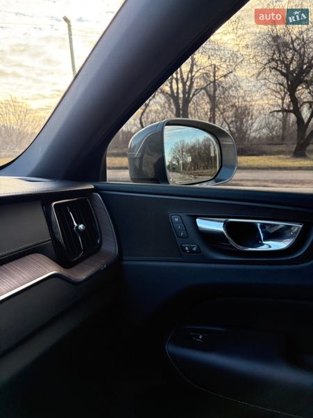 Внедорожник / Кроссовер Volvo XC60 2018 в Днепре