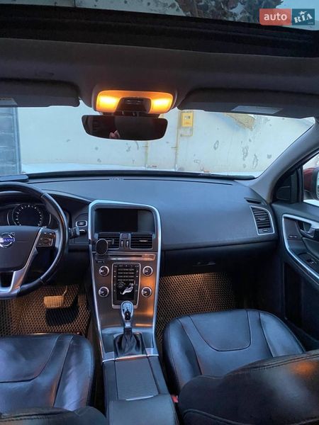 Позашляховик / Кросовер Volvo XC60 2015 в Петропавлівській Борщагівці