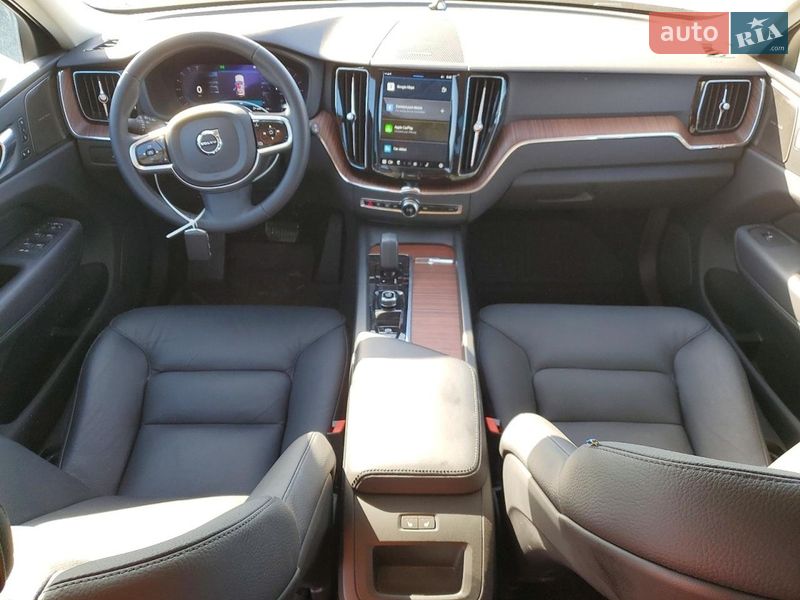 Внедорожник / Кроссовер Volvo XC60 2023 в Львове