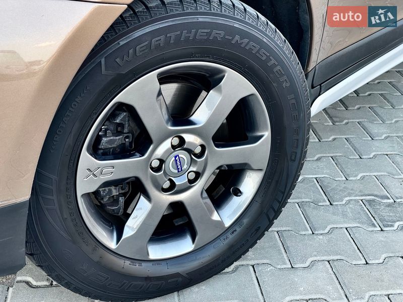 Внедорожник / Кроссовер Volvo XC60 2008 в Ковеле