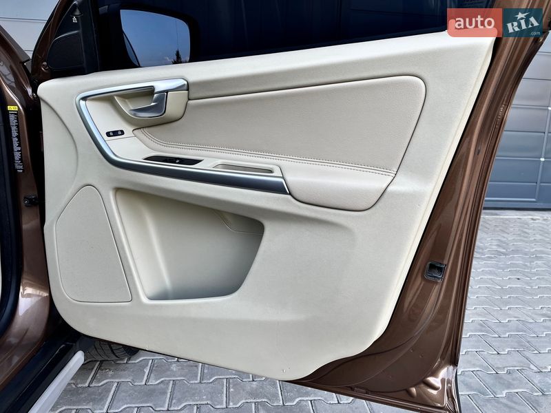 Внедорожник / Кроссовер Volvo XC60 2008 в Ковеле