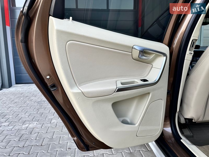 Внедорожник / Кроссовер Volvo XC60 2008 в Ковеле