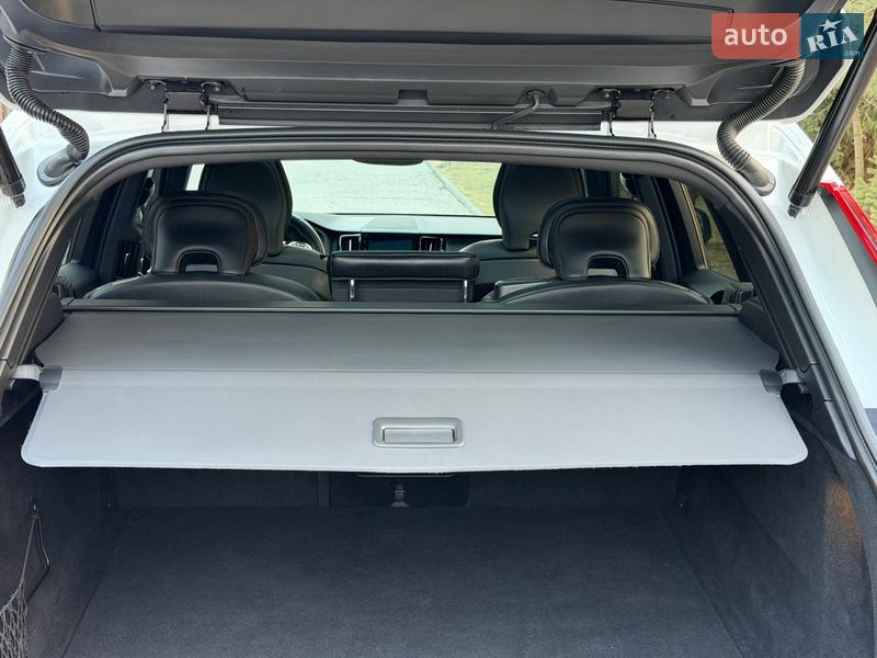 Внедорожник / Кроссовер Volvo XC60 2019 в Львове