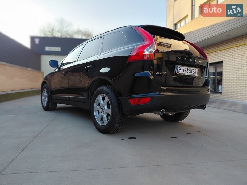 Внедорожник / Кроссовер Volvo XC60 2010 в Бердичеве