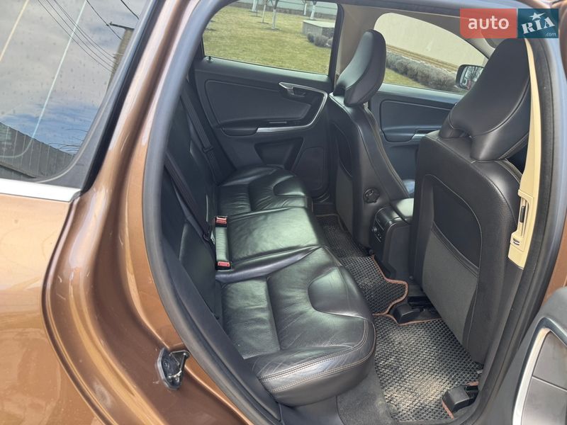 Позашляховик / Кросовер Volvo XC60 2013 в Житомирі