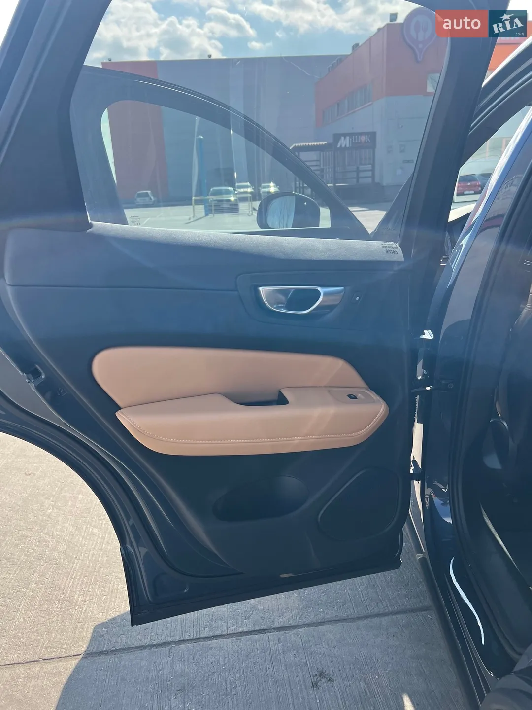 2023 Volvo XC60 - мініатюра 21