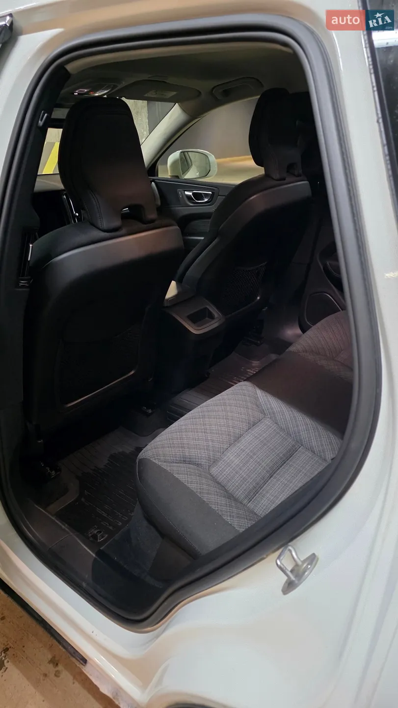 2022 Volvo XC60 - мініатюра 18