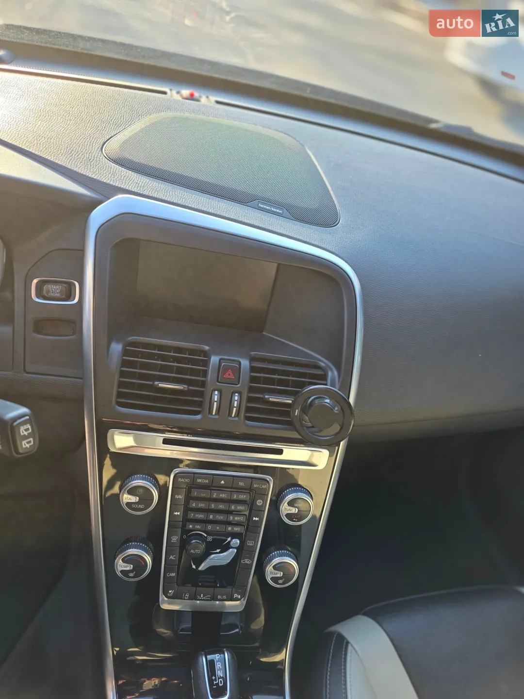 2015 Volvo XC60 - мініатюра 16