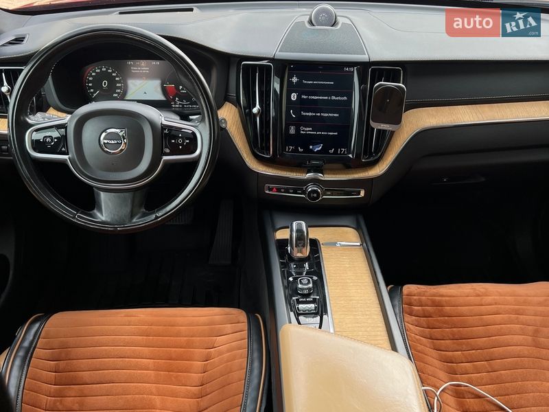 Внедорожник / Кроссовер Volvo XC60 2018 в Кременчуге