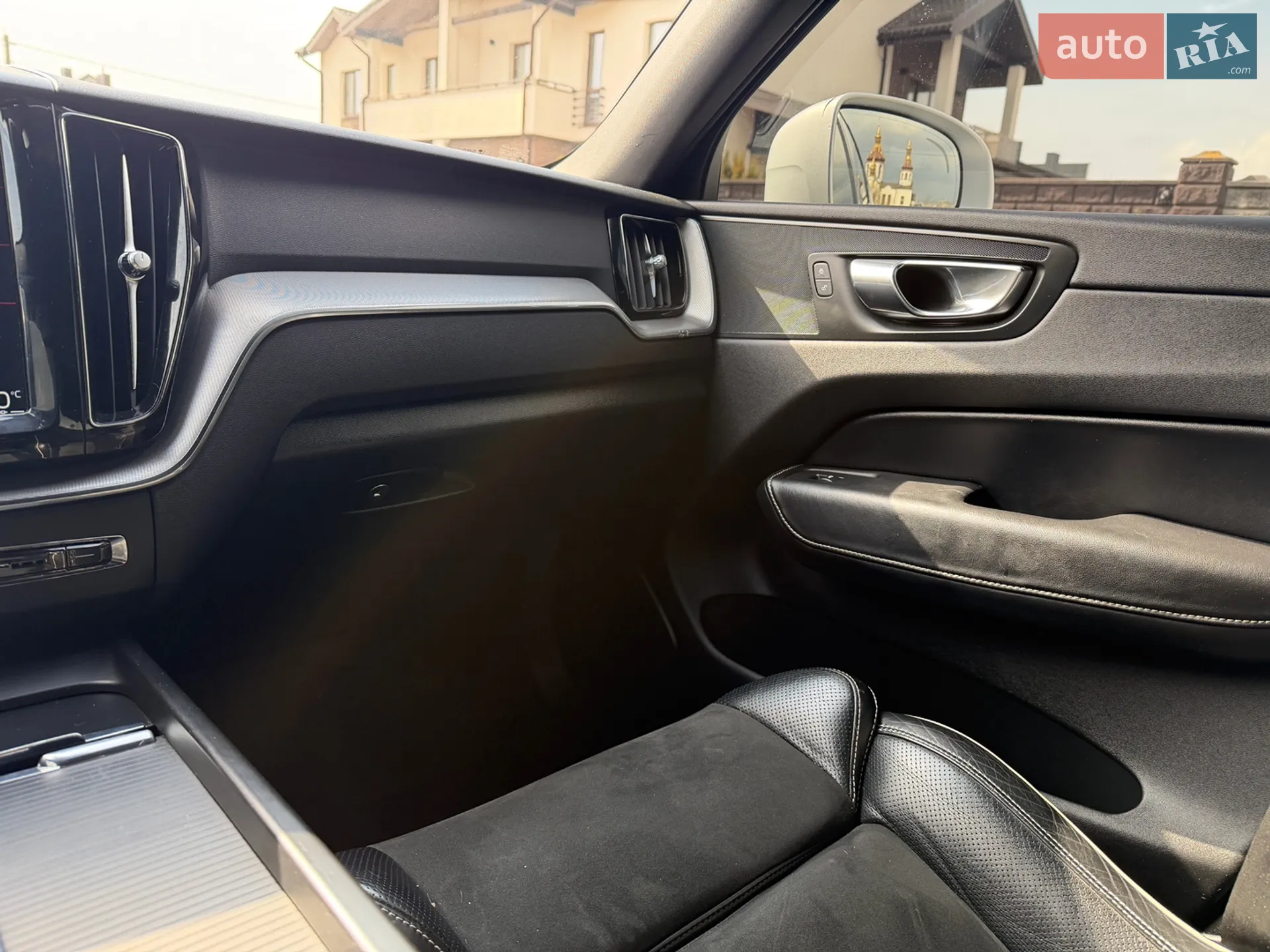 2018 Volvo XC60 - мініатюра 43