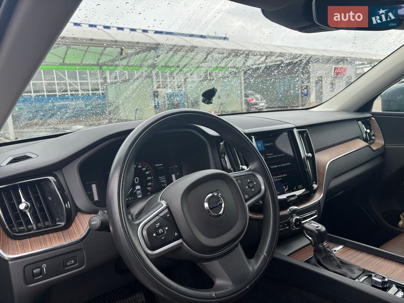 Внедорожник / Кроссовер Volvo XC60 2017 в Борисполе