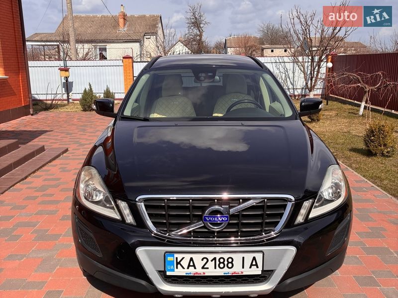 Внедорожник / Кроссовер Volvo XC60 2012 в Киеве