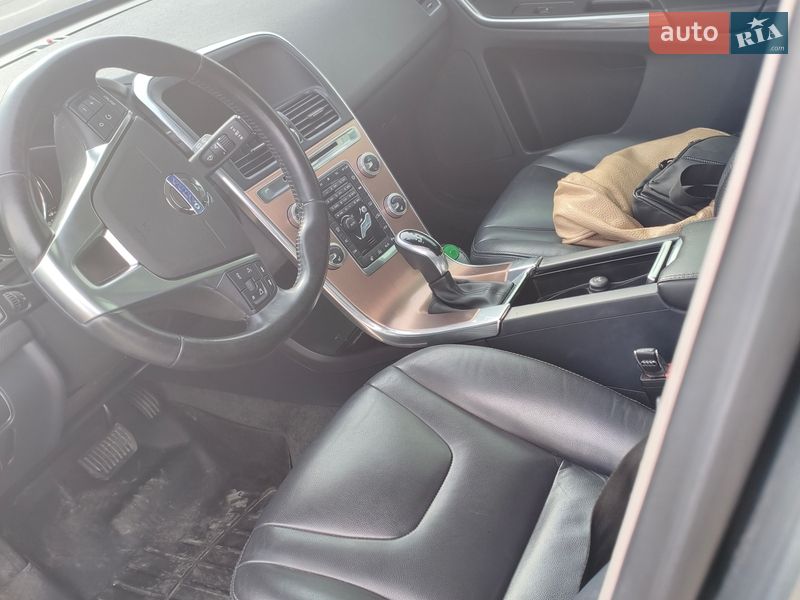 Внедорожник / Кроссовер Volvo XC60 2016 в Борисполе
