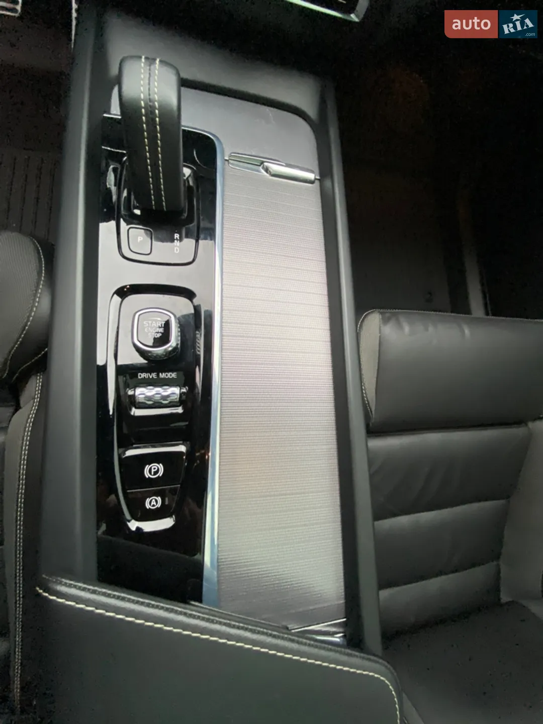 2020 Volvo XC60 - мініатюра 17
