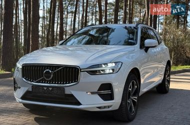 Внедорожник / Кроссовер Volvo XC60 2021 в Новояворовске