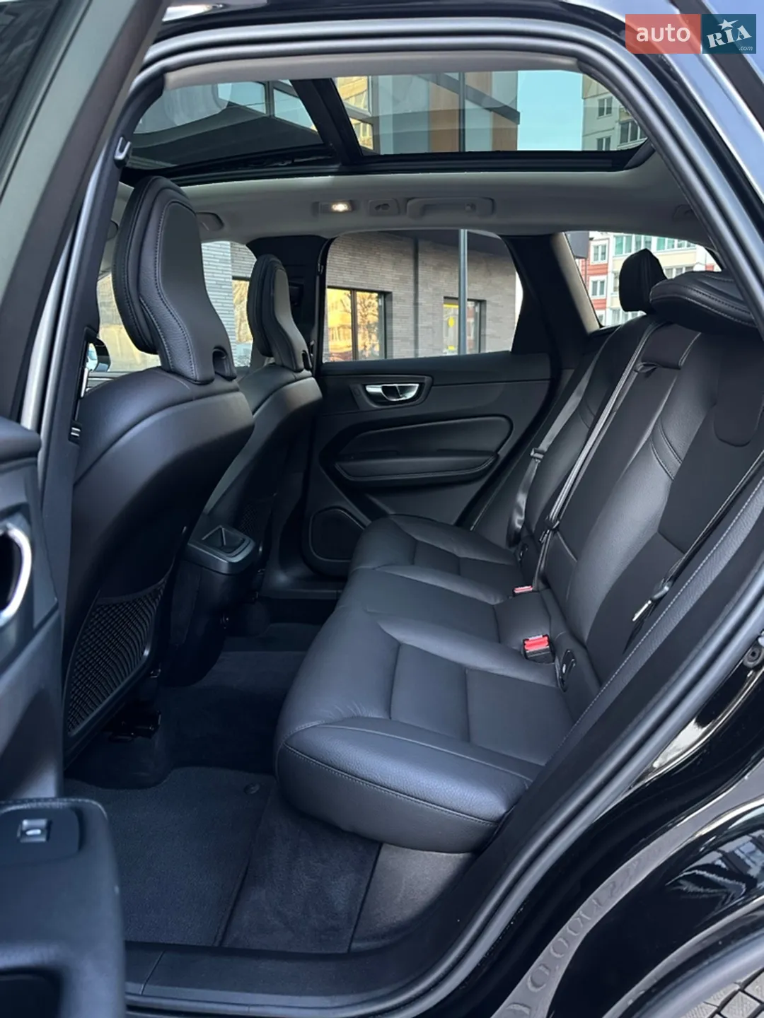 2022 Volvo XC60 - мініатюра 53