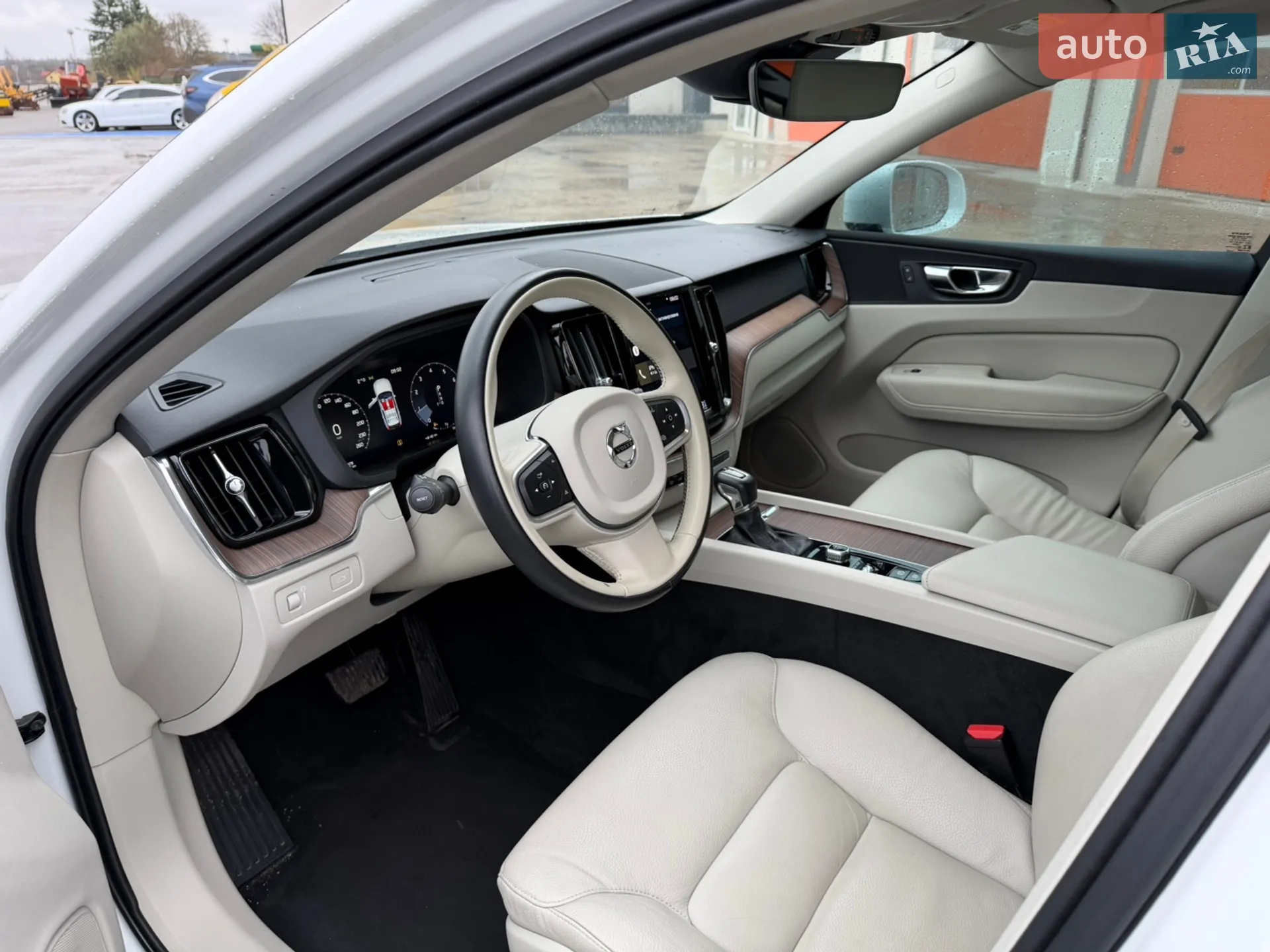 2021 Volvo XC60 - мініатюра 10