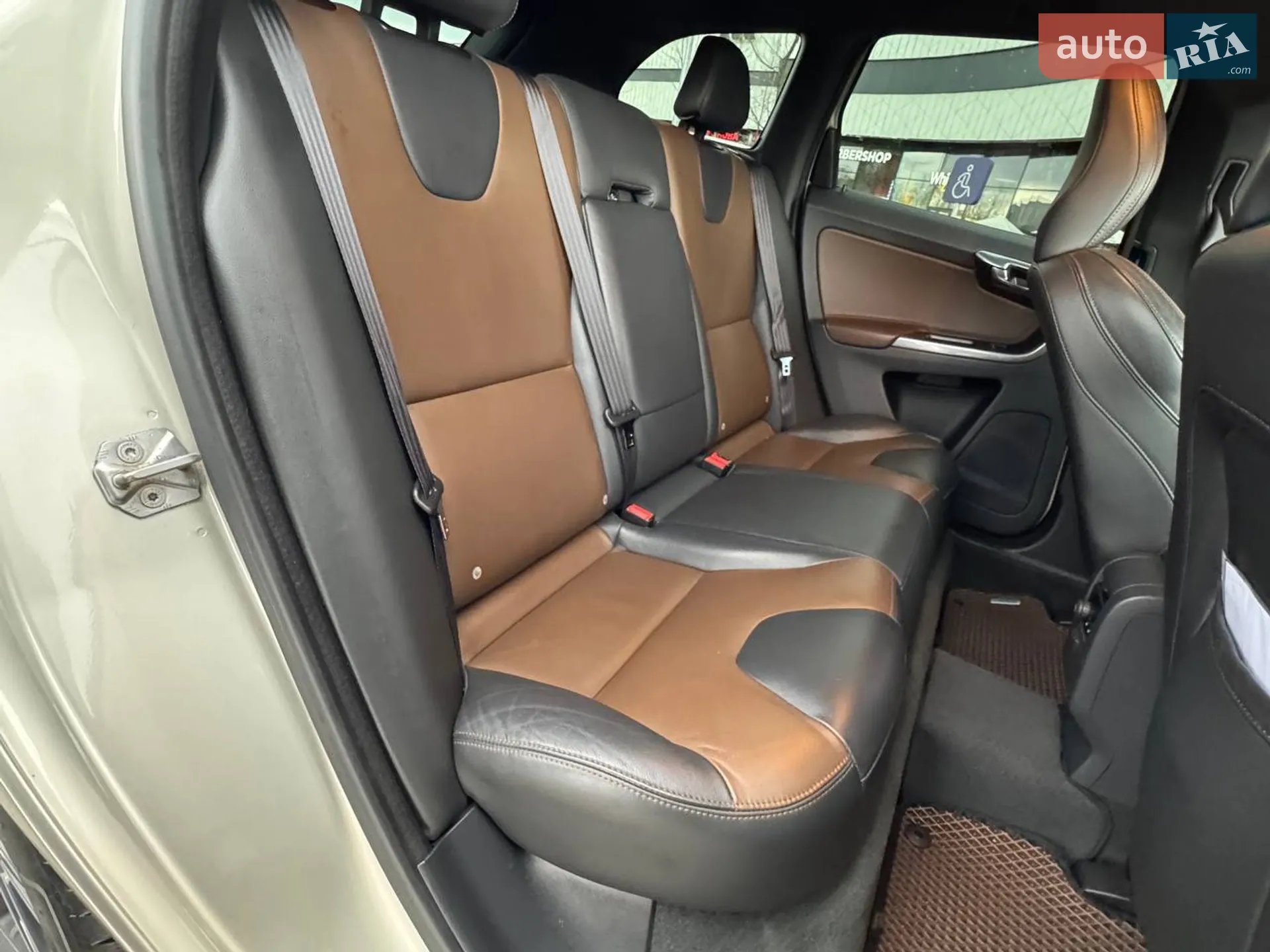 2017 Volvo XC60 - мініатюра 10