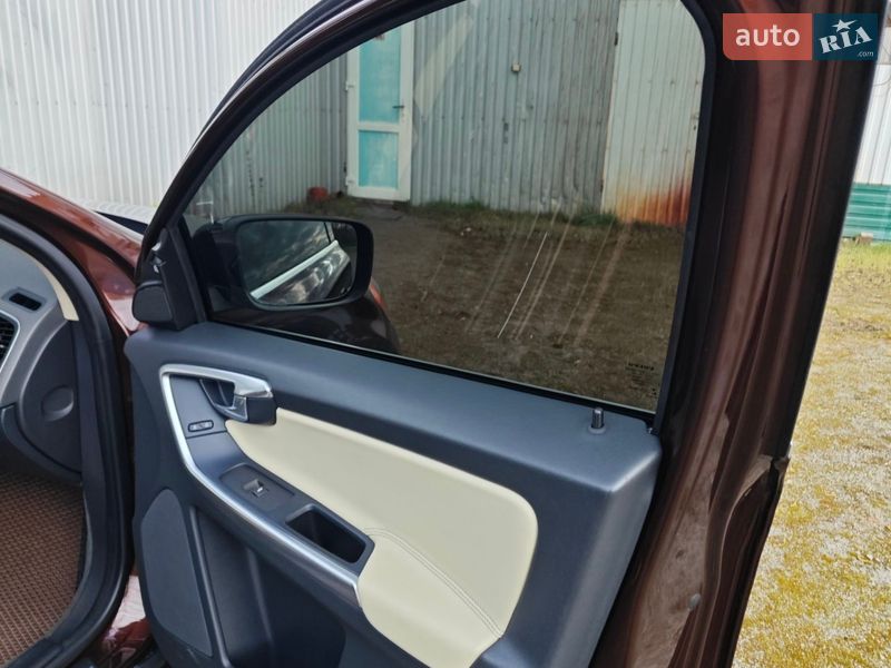 Внедорожник / Кроссовер Volvo XC60 2017 в Бердичеве фото 25 Внедорожник / Кроссовер Volvo XC60 2017 в Бердичеве