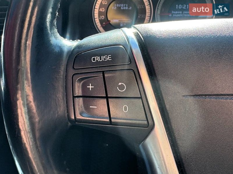 Позашляховик / Кросовер Volvo XC60 2012 в Києві