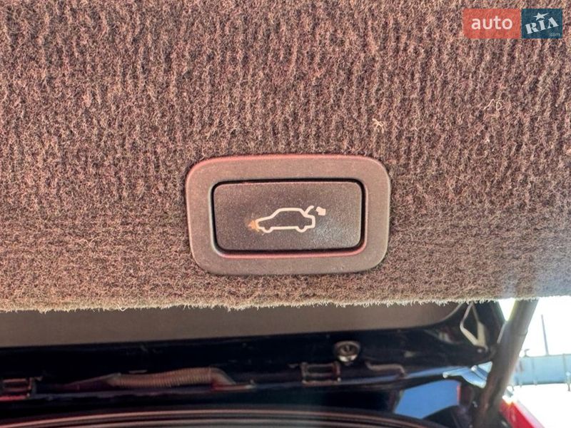 Позашляховик / Кросовер Volvo XC60 2012 в Києві