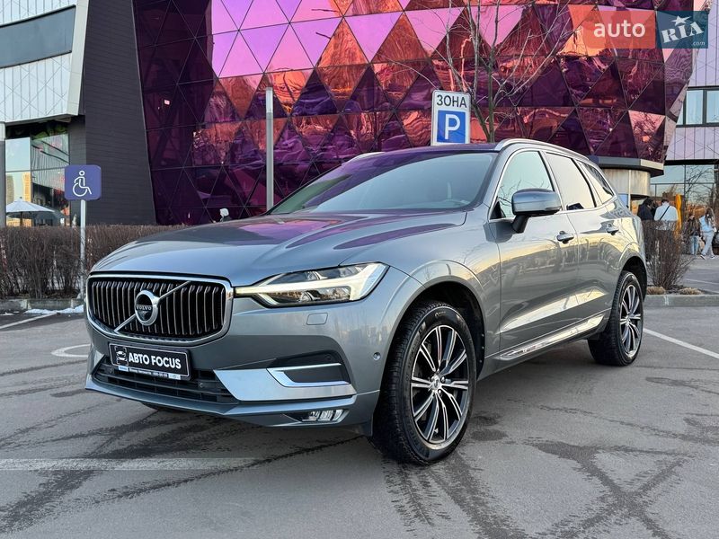 Внедорожник / Кроссовер Volvo XC60 2017 в Киеве
