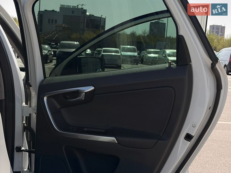 Позашляховик / Кросовер Volvo XC60 2014 в Херсоні