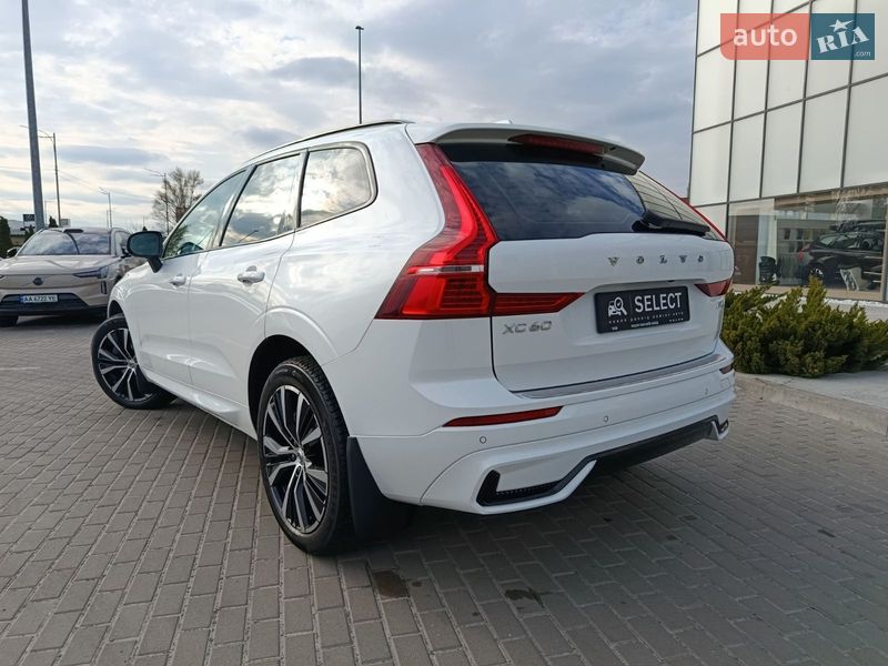 Позашляховик / Кросовер Volvo XC60 2022 в Києві