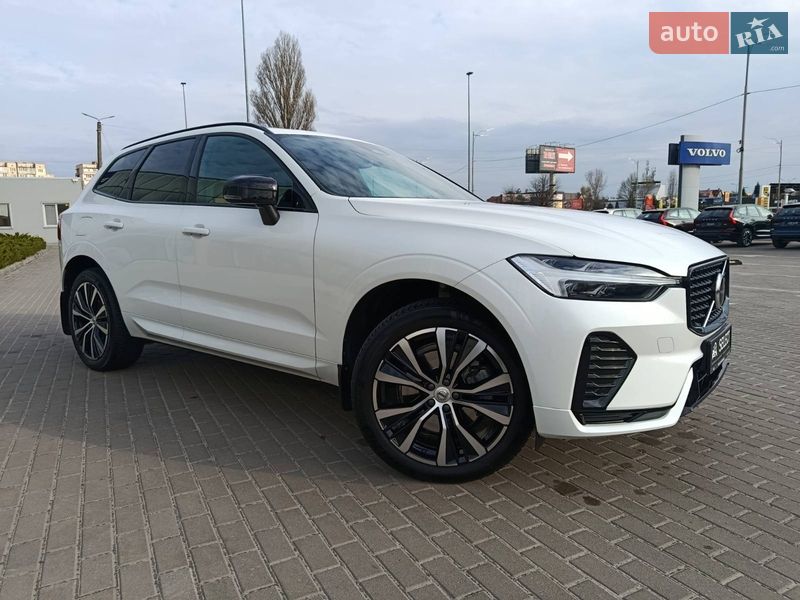 Позашляховик / Кросовер Volvo XC60 2022 в Києві