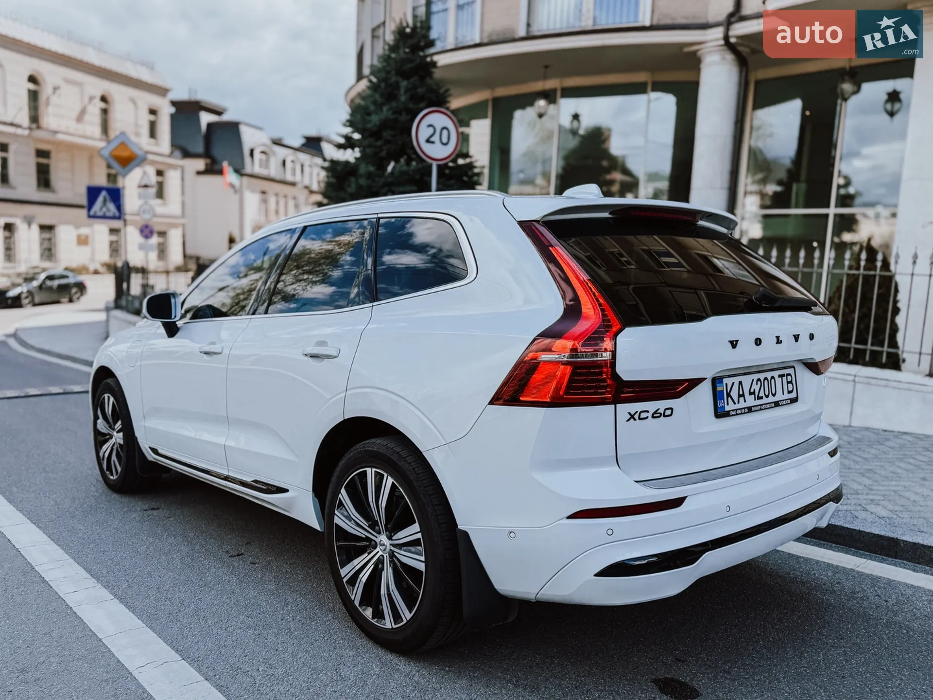 2022 Volvo XC60 - мініатюра 7