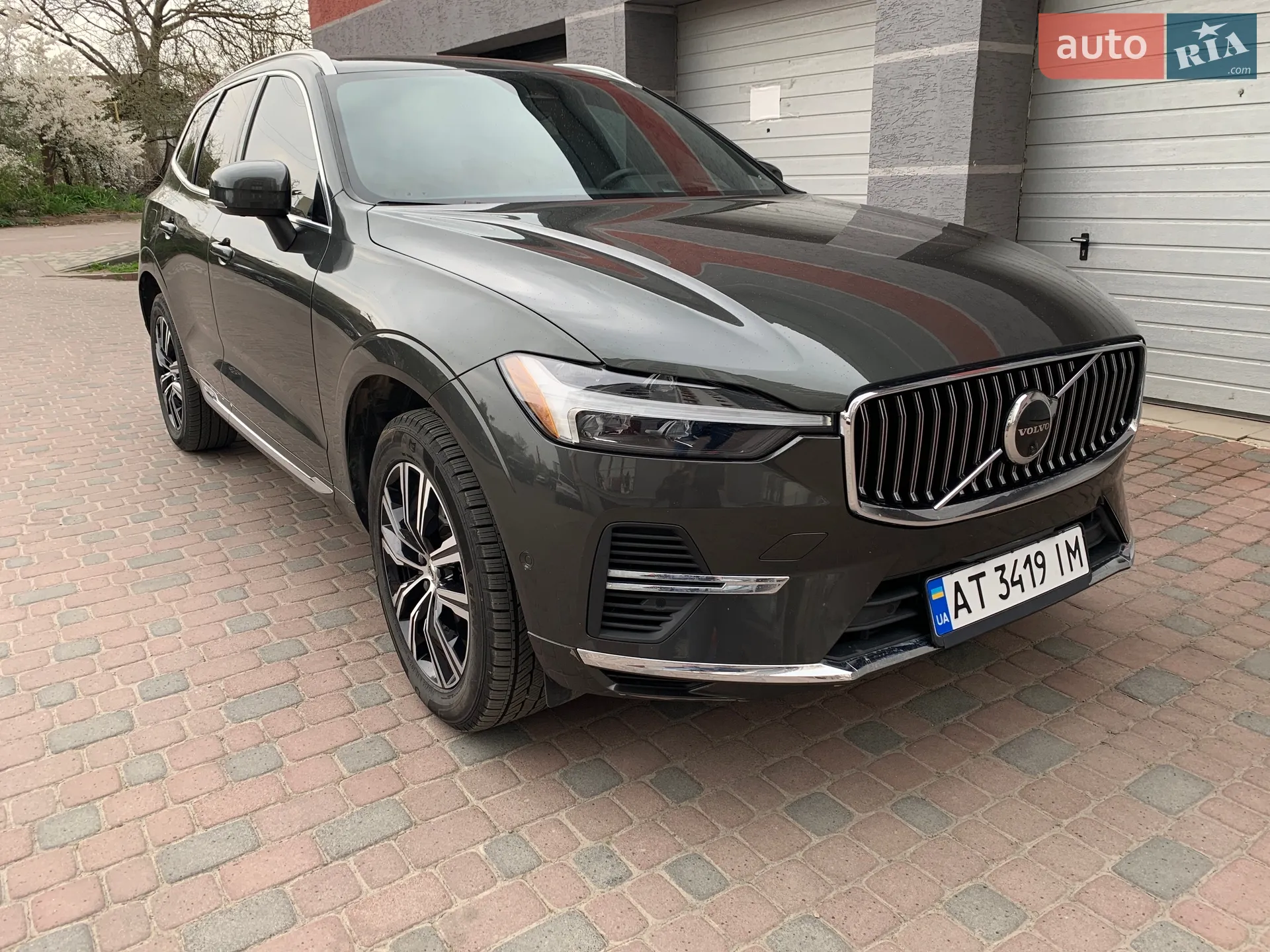 2021 Volvo XC60 - фото 1