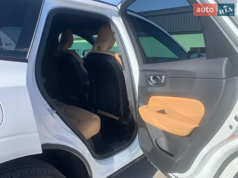 Volvo XC60 2023 VIN YV1UZK5V1P1322524 фото оголошення 21 з 75