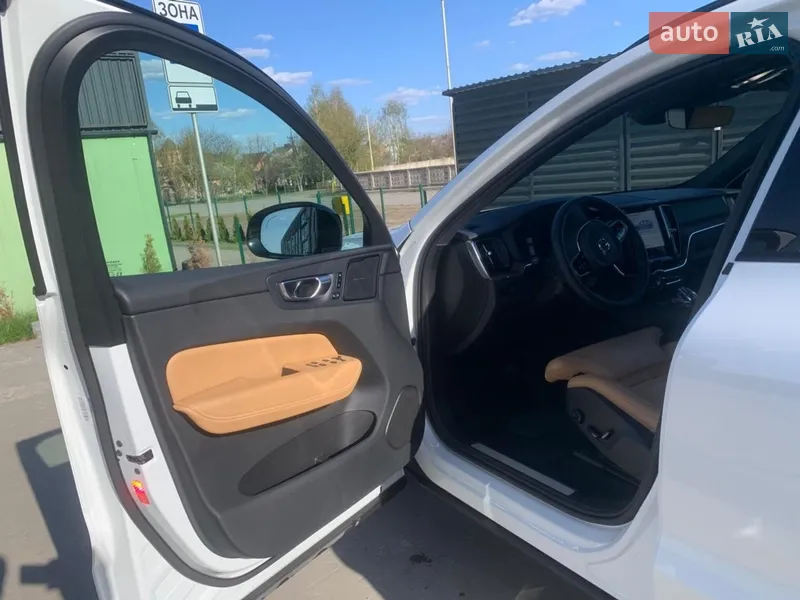 Volvo XC60 2023 VIN YV1UZK5V1P1322524 фото оголошення 26 з 75