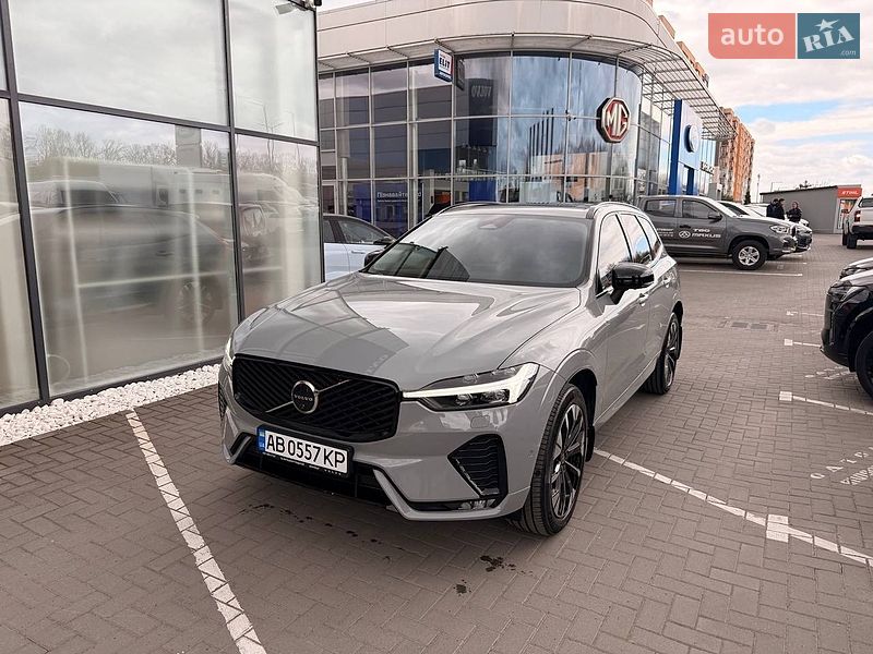 Volvo XC60 2025