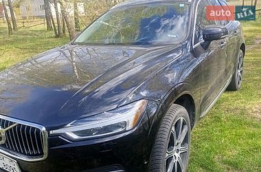 Внедорожник / Кроссовер Volvo XC60 2017 в Сарнах