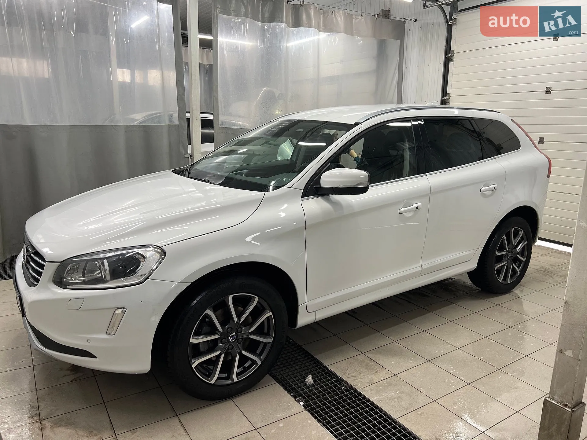2017 Volvo XC60 - мініатюра 3