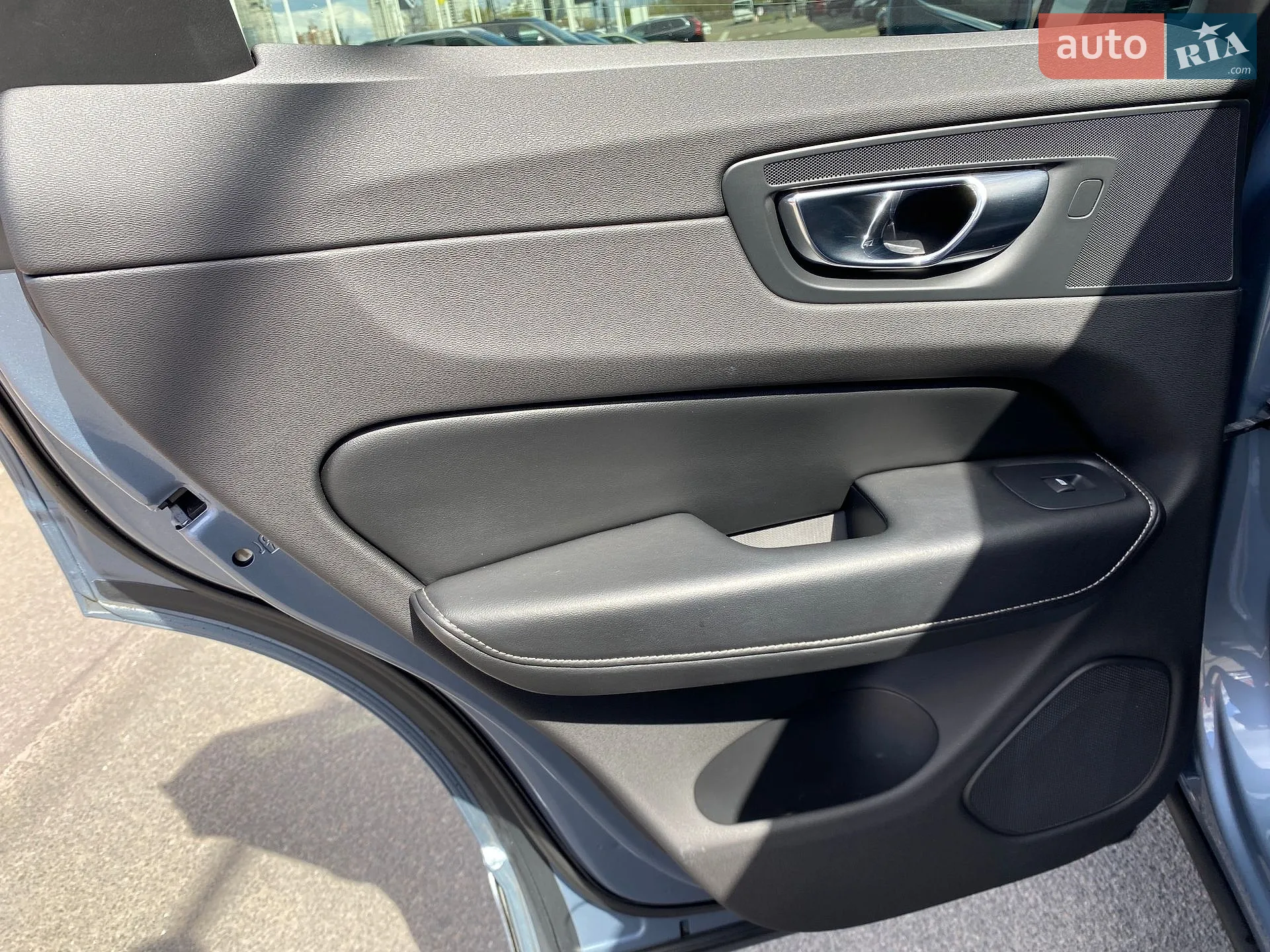 2018 Volvo XC60 - мініатюра 14