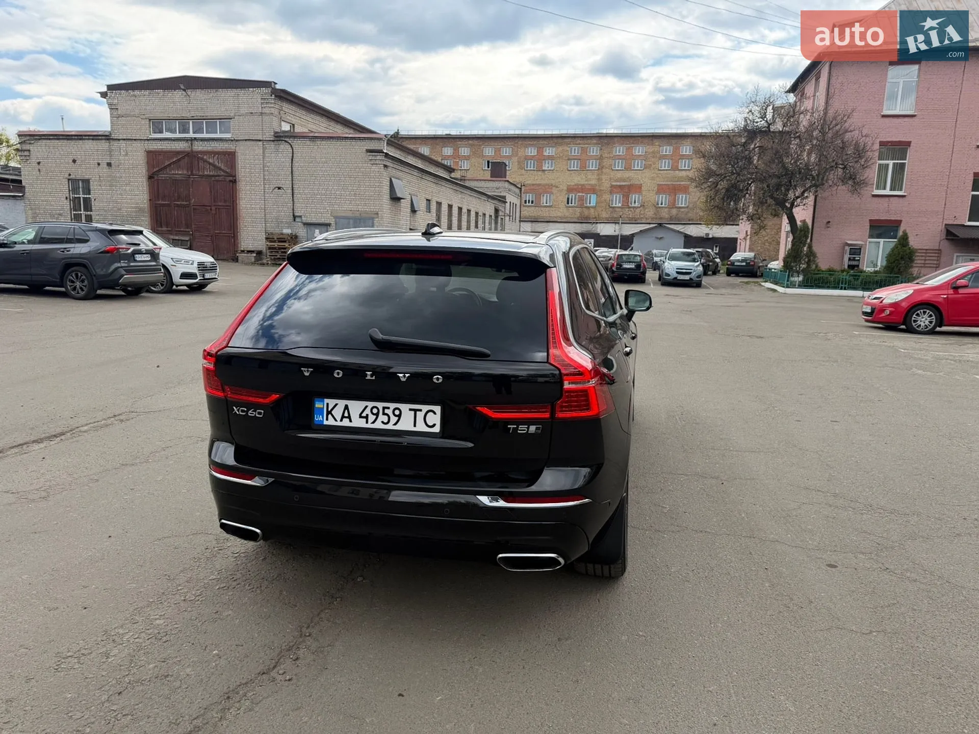 2017 Volvo XC60 - мініатюра 7
