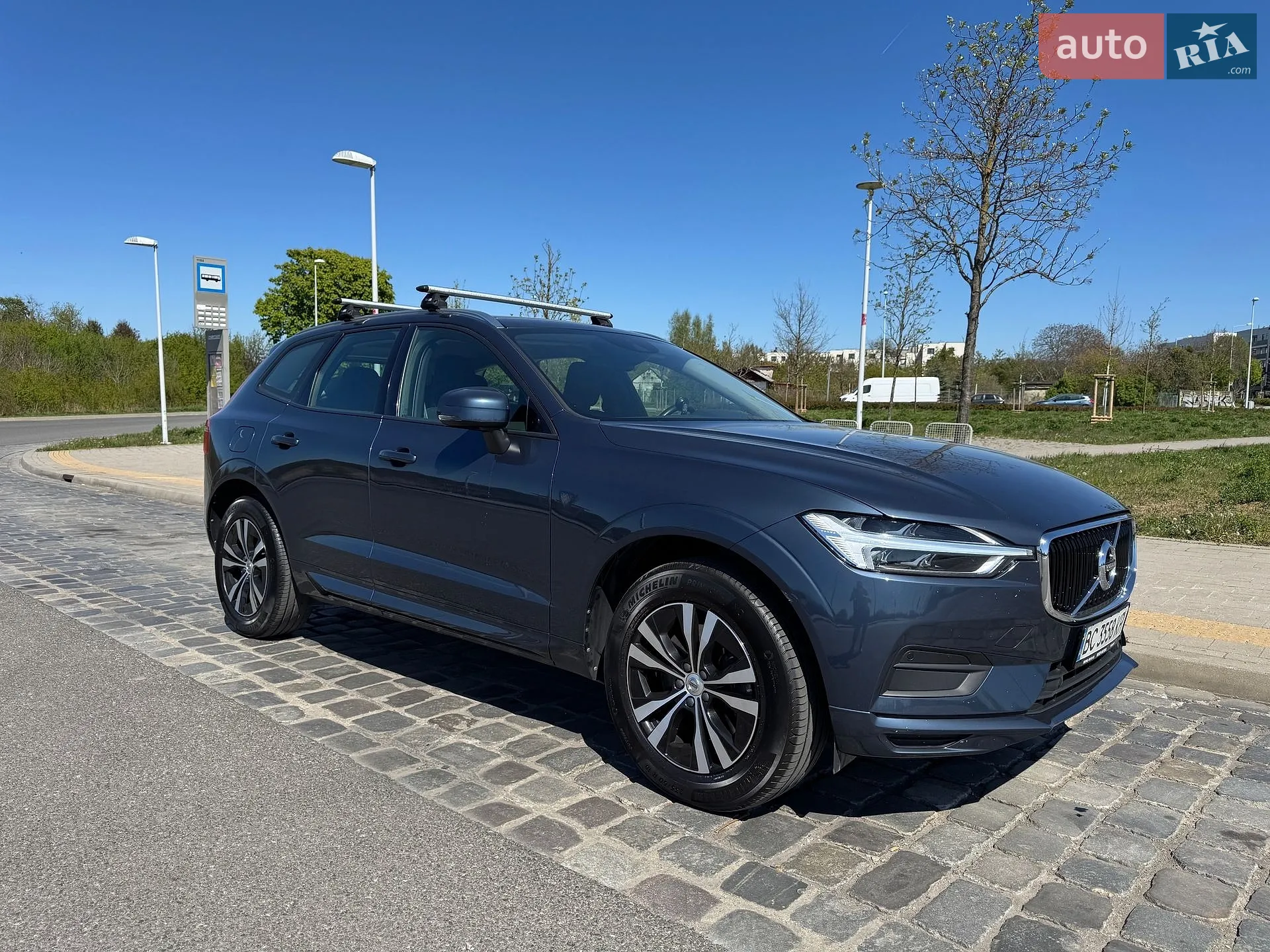 2019 Volvo XC60 - фото 1