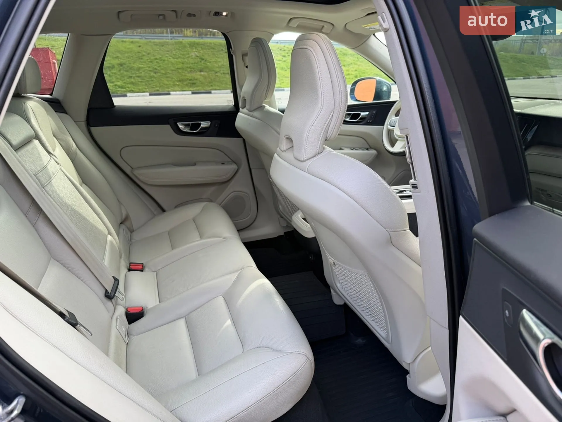 2020 Volvo XC60 - мініатюра 28