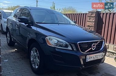 Внедорожник / Кроссовер Volvo XC60 2013 в Черняхове