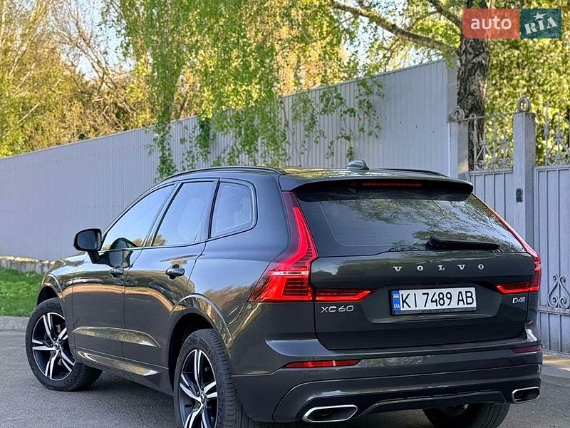 Внедорожник / Кроссовер Volvo XC60 2020 в Киеве